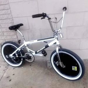 Meet your Posher, Angel m.